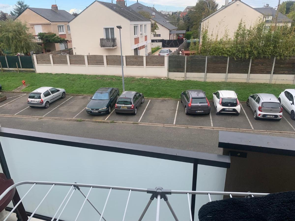 F3 Appartement 2 Chambre Un Salon Avec Wifi Saint-Jean-de-la-Ruelle Zewnętrze zdjęcie