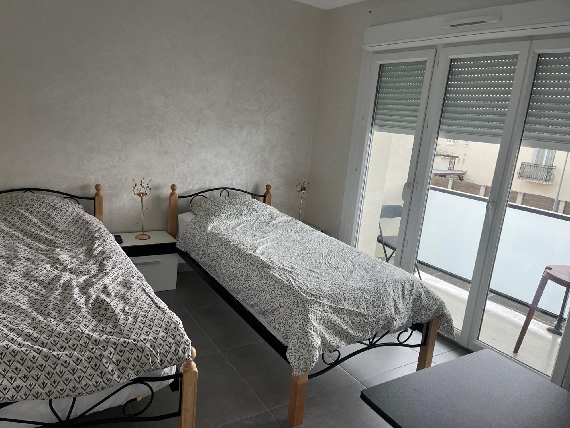 F3 Appartement 2 Chambre Un Salon Avec Wifi Saint-Jean-de-la-Ruelle Zewnętrze zdjęcie
